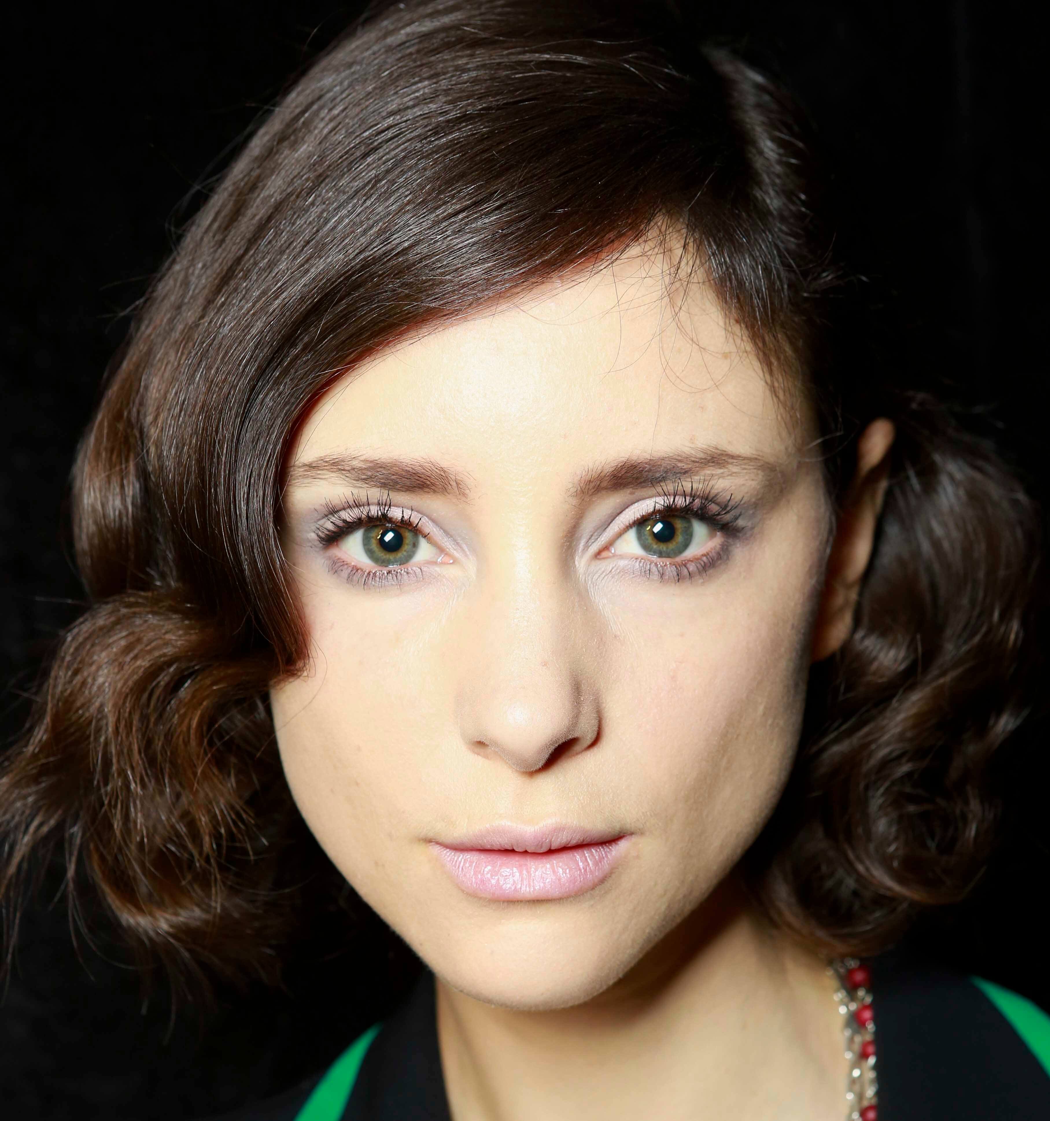 A glamorous, wavy bob. Credit: Indigital