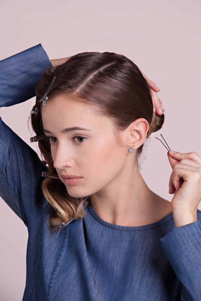 20s-inspired flapper hair - All Things Hair