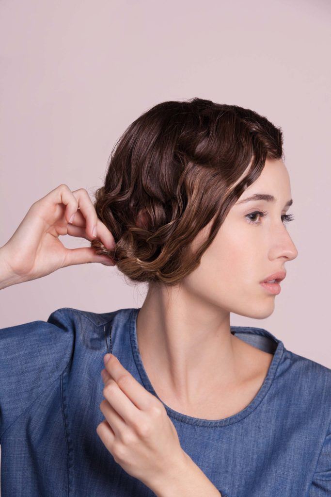 20s-inspired flapper hair - All Things Hair