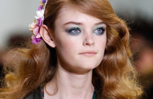 side swept fringe to flatter a square face