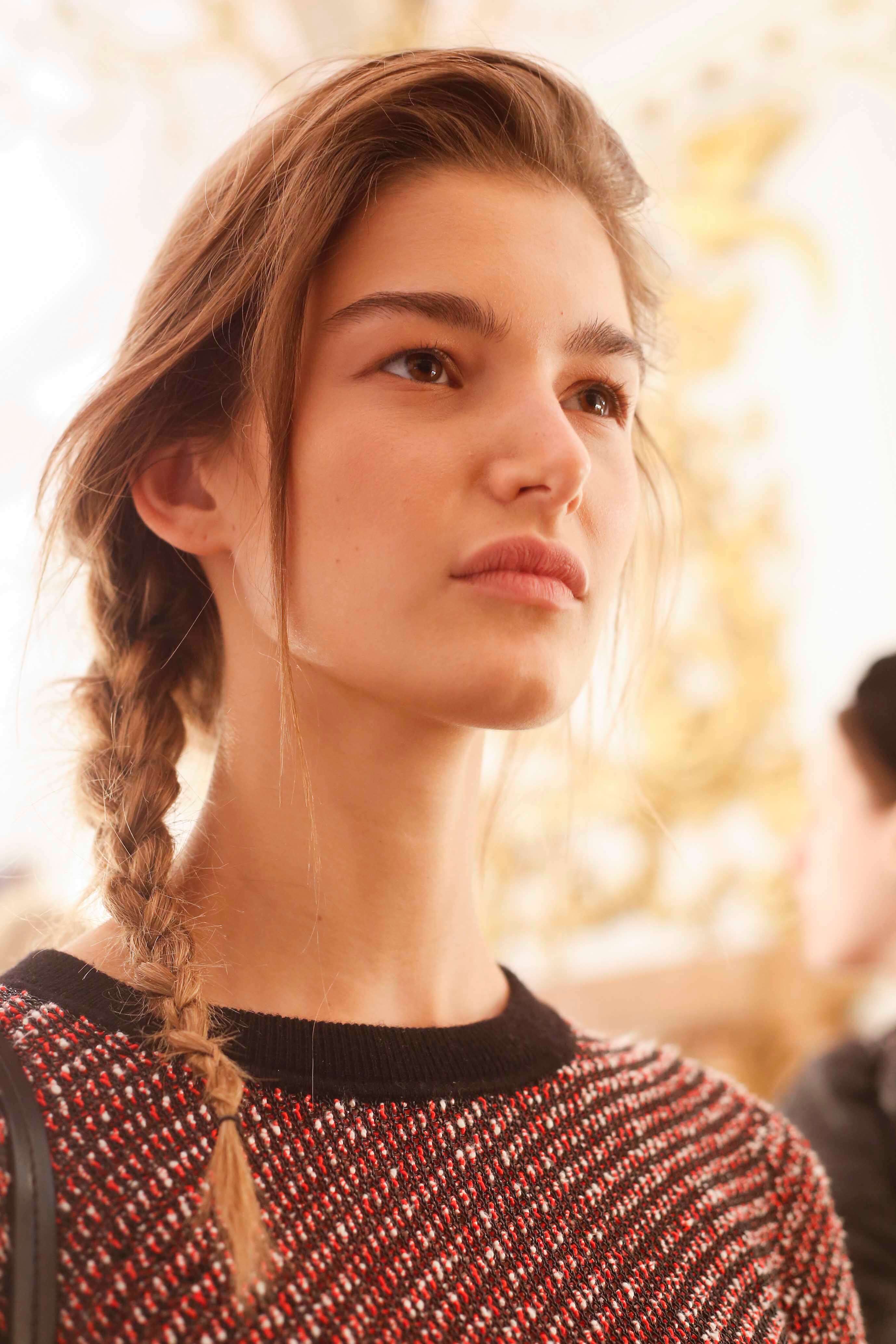 hairstyles for long faces
