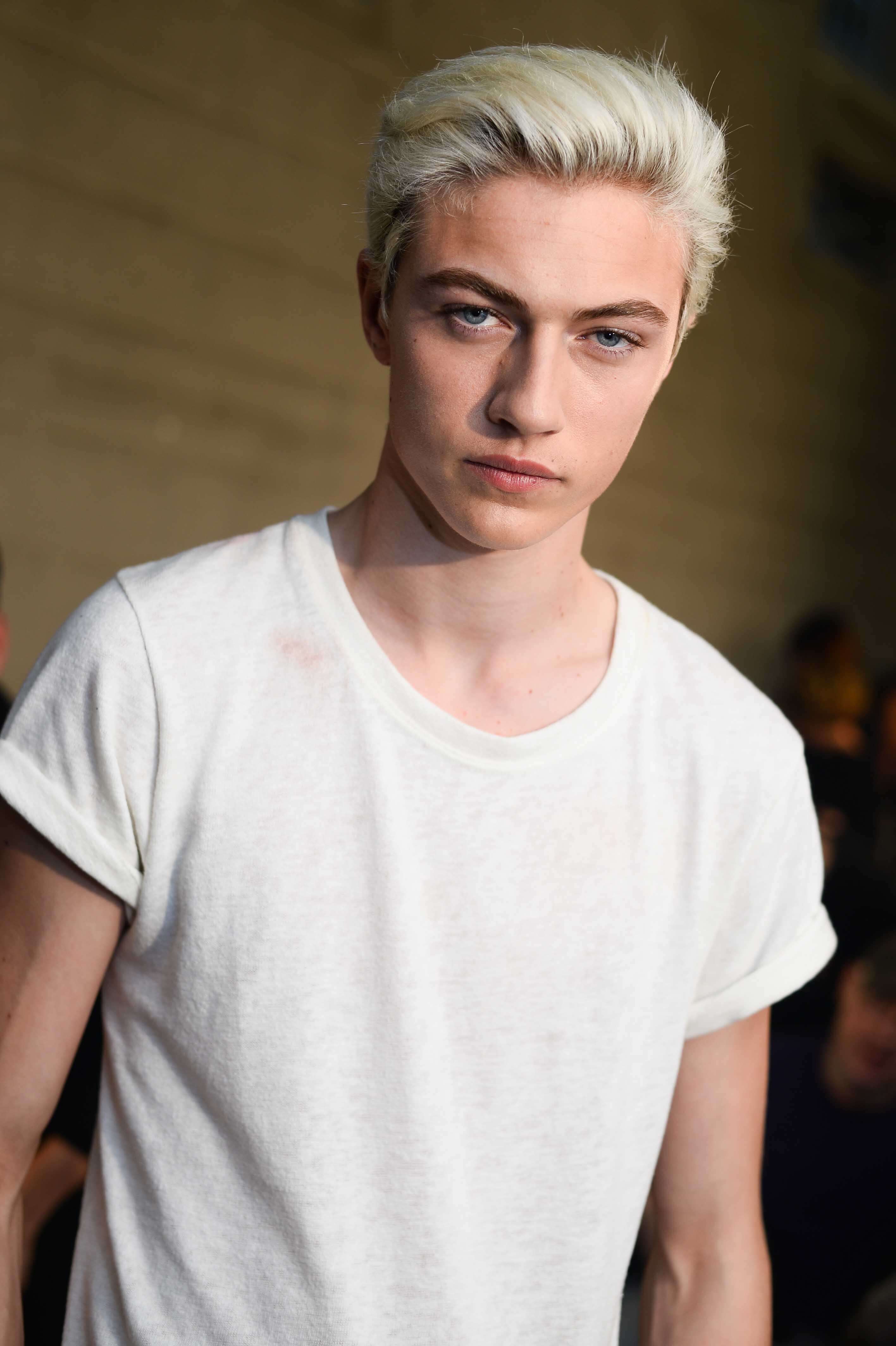 men with thick hair can experiment with colour