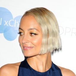 image of NIcole Richie with short bob and bleached blonde hair