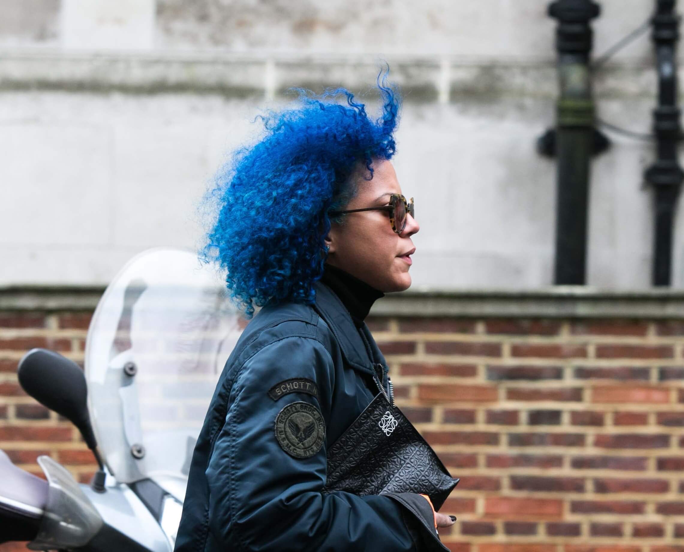 colouring-hair-blue-afro