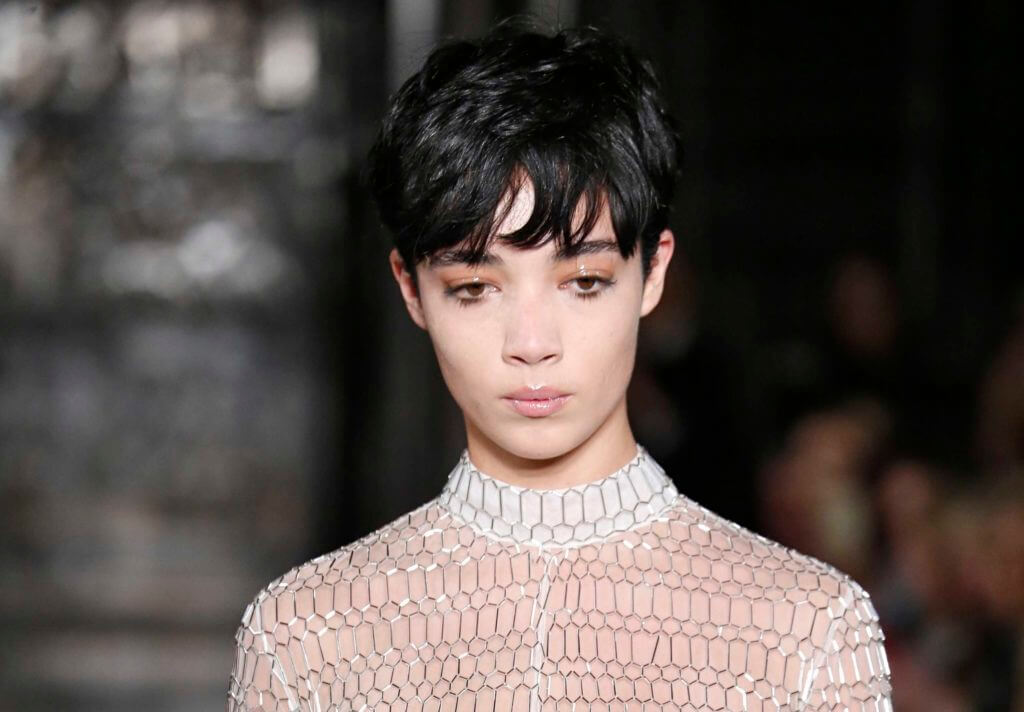 oval shaped faces haircut ideas