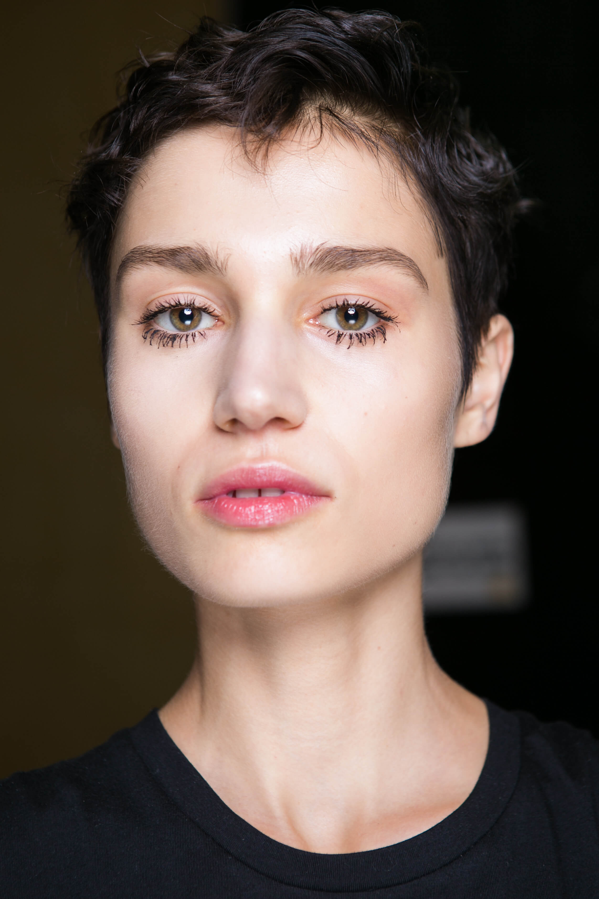 Pixie cuts for oval faces: Brown spiked up pixie cut
