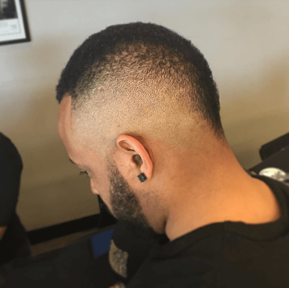 Mohawk hairstyles for men: smooth and subtle mohawk
