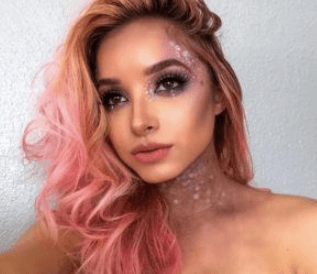 Vibrant peach ombre mermaid hair from Instagram by @selena_willcutyou