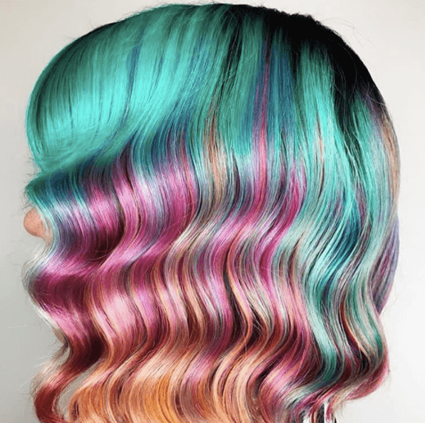 Wavy jewel mermaid hair colour from Instagram by @societe.beaute