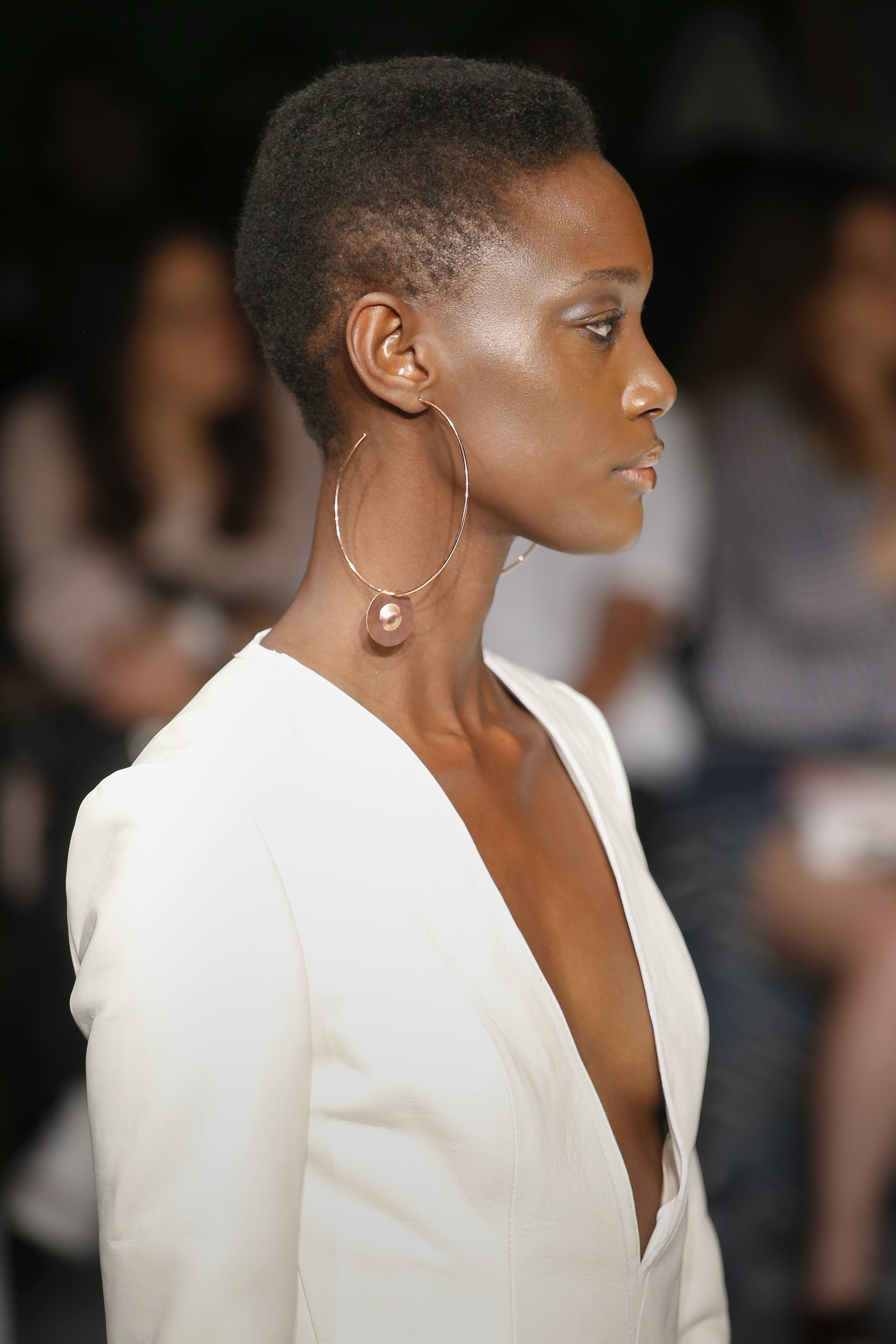 Short Grace Jones inspired hair