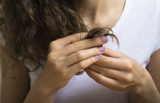 How to avoid split ends on curly hair