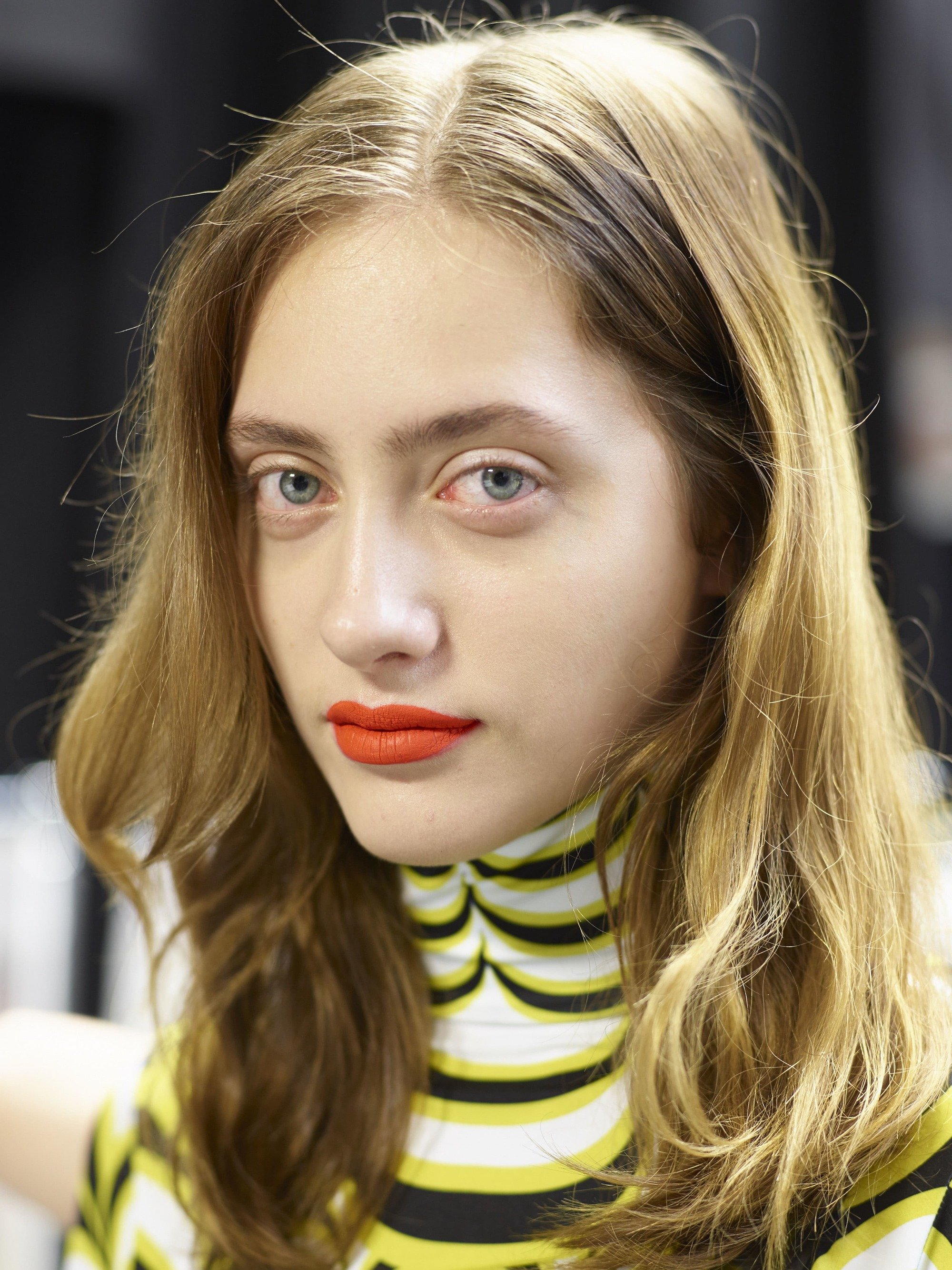 light brown hair: model with cinnamon swirl brown hair