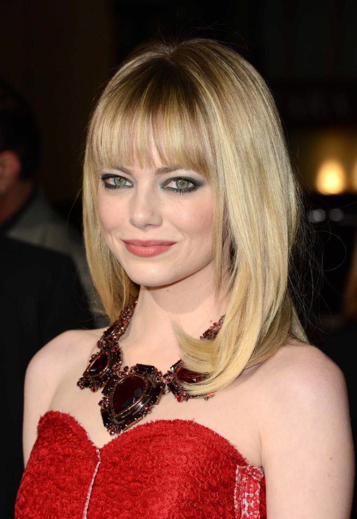 celebrity Emma Stone blonde hair with fringe