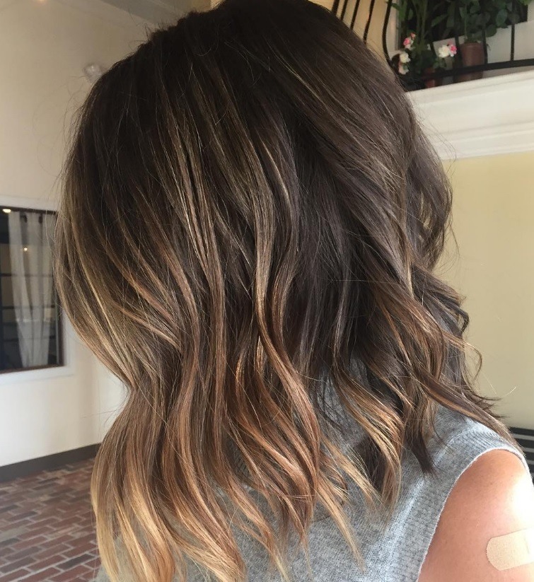 Trendy short hairstyles from Instagram: Wavy bob ombre brown hair