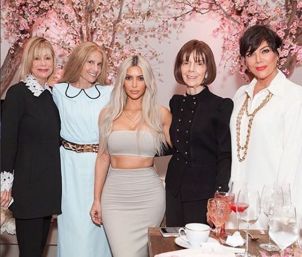 kardashian family picture kim kardashian long platinum blonde hair with dark roots