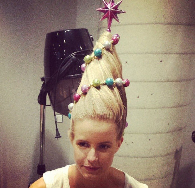 xmas hair: All Things Hair - IMAGE - Christmas tree hair trend