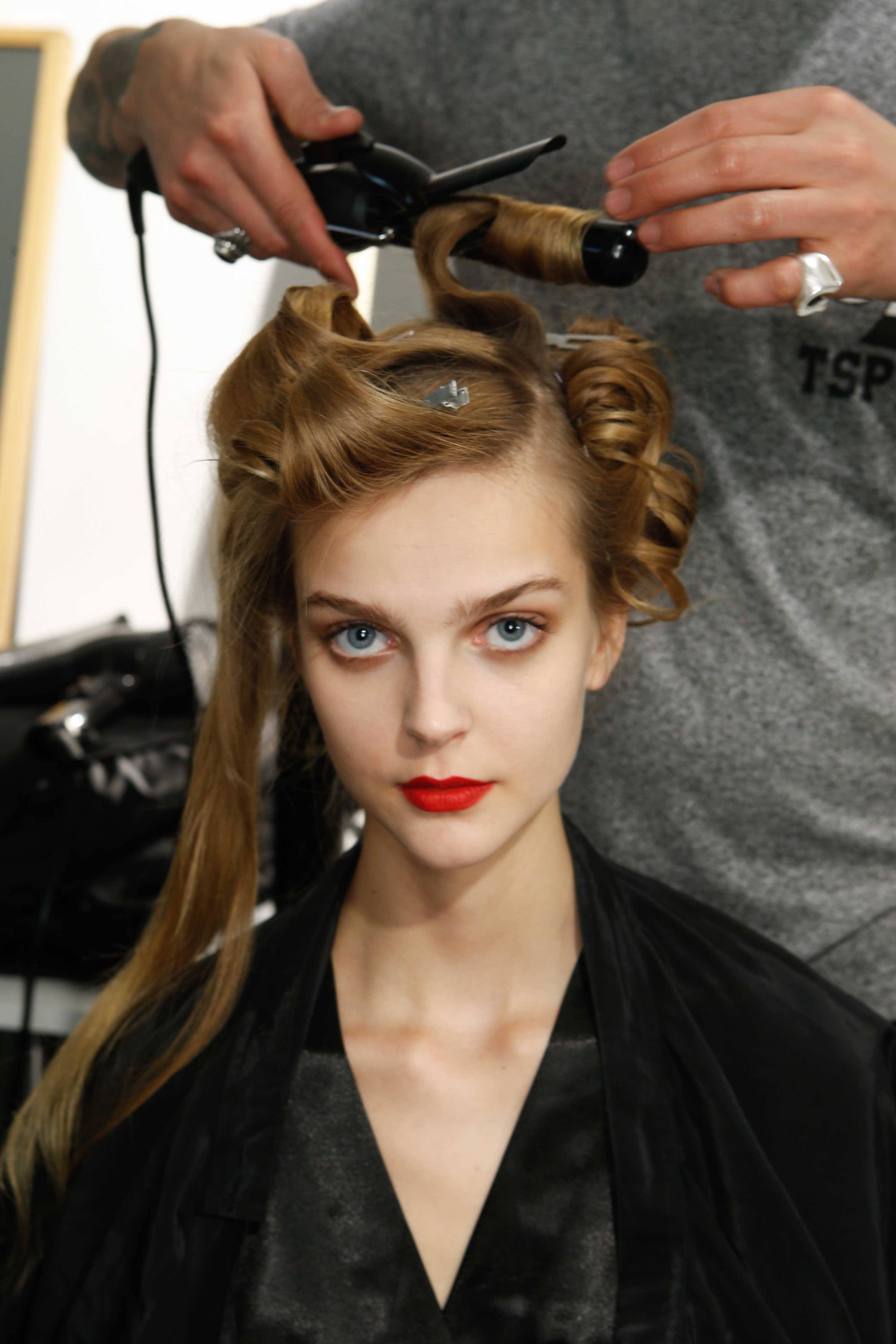 Want wavy curls? Top styling tips for learning how to curl your hair