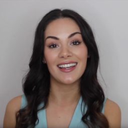 How to curl your hair: vlogger Daisie Smith with long, wavy curls