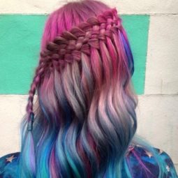 colorful waterfall hairstyle in long wavy pink and blue hair