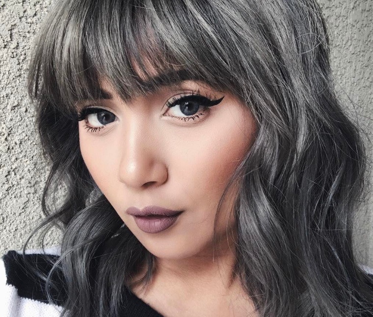 looking for emo hairstyles for short hair? The shag cut as demonstrated by this blogger is wearable and stylish.