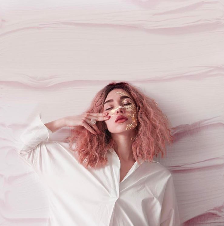 marble-hair-pink-ombre-lob-hairstyle-Instagram