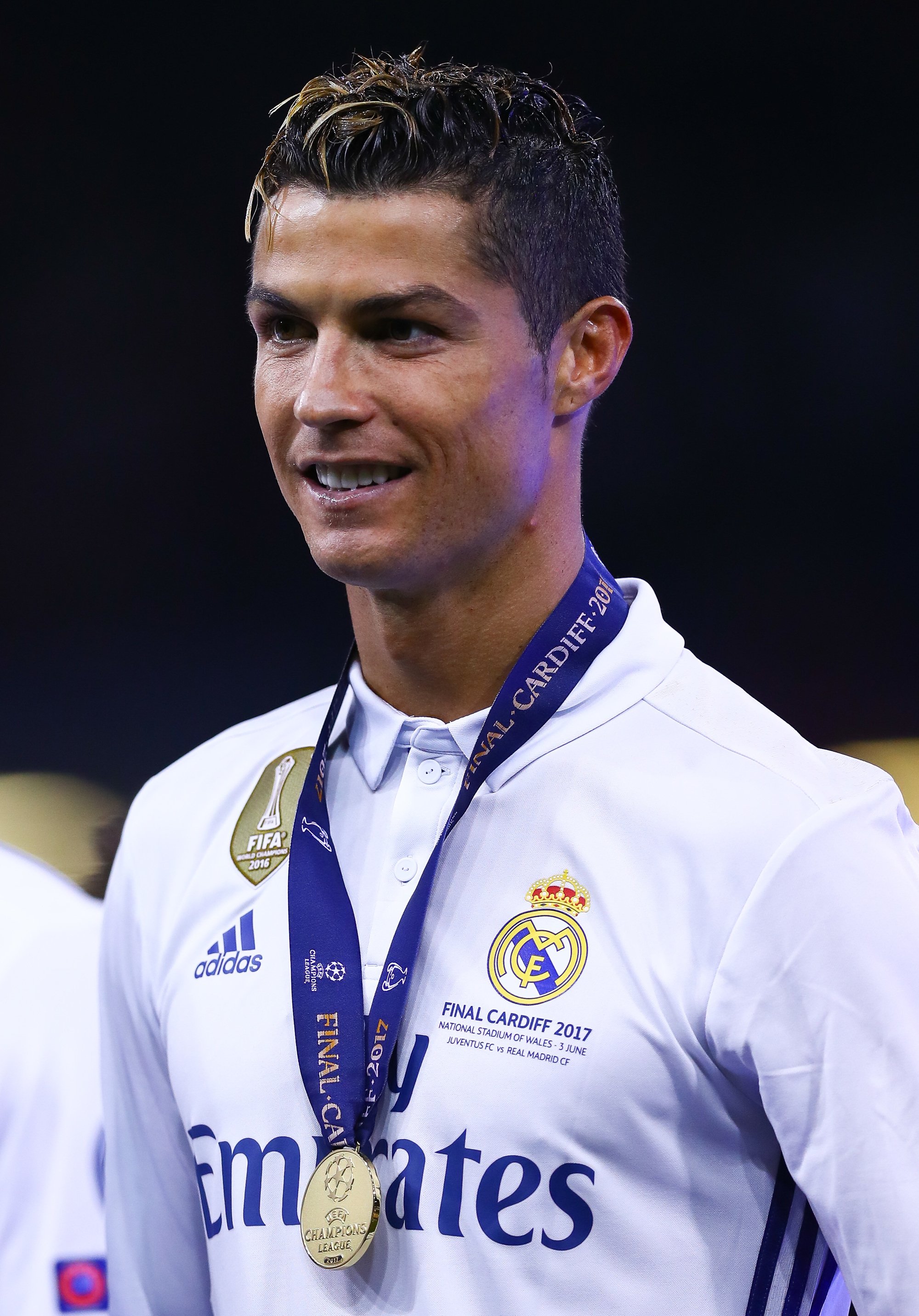 Cristiano Ronaldo - Photoshop Makeover | Epic Trnsformation | Ronaldo with  Long hairs - YouTube
