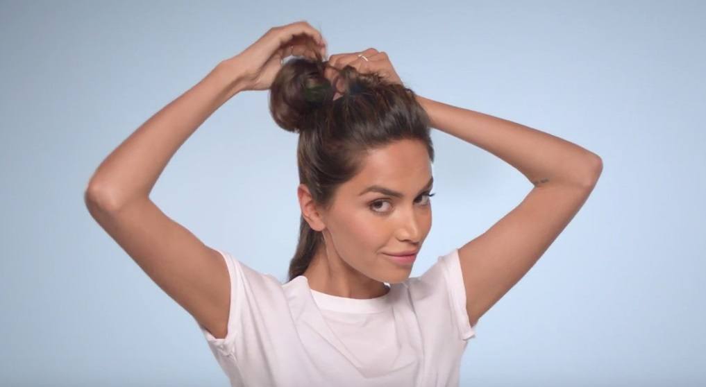 E! Beat hair boredom step by step: diipa khosla sectioning off hair