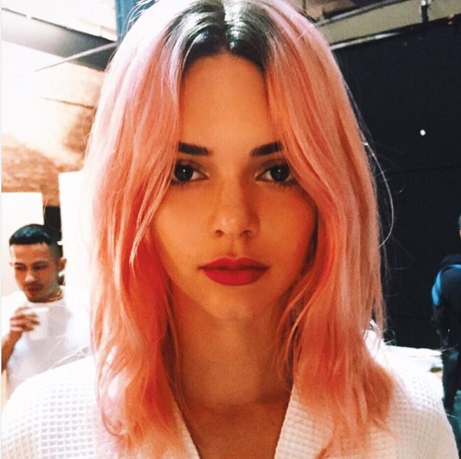 Front view of kendall jenner with medium length pink hair