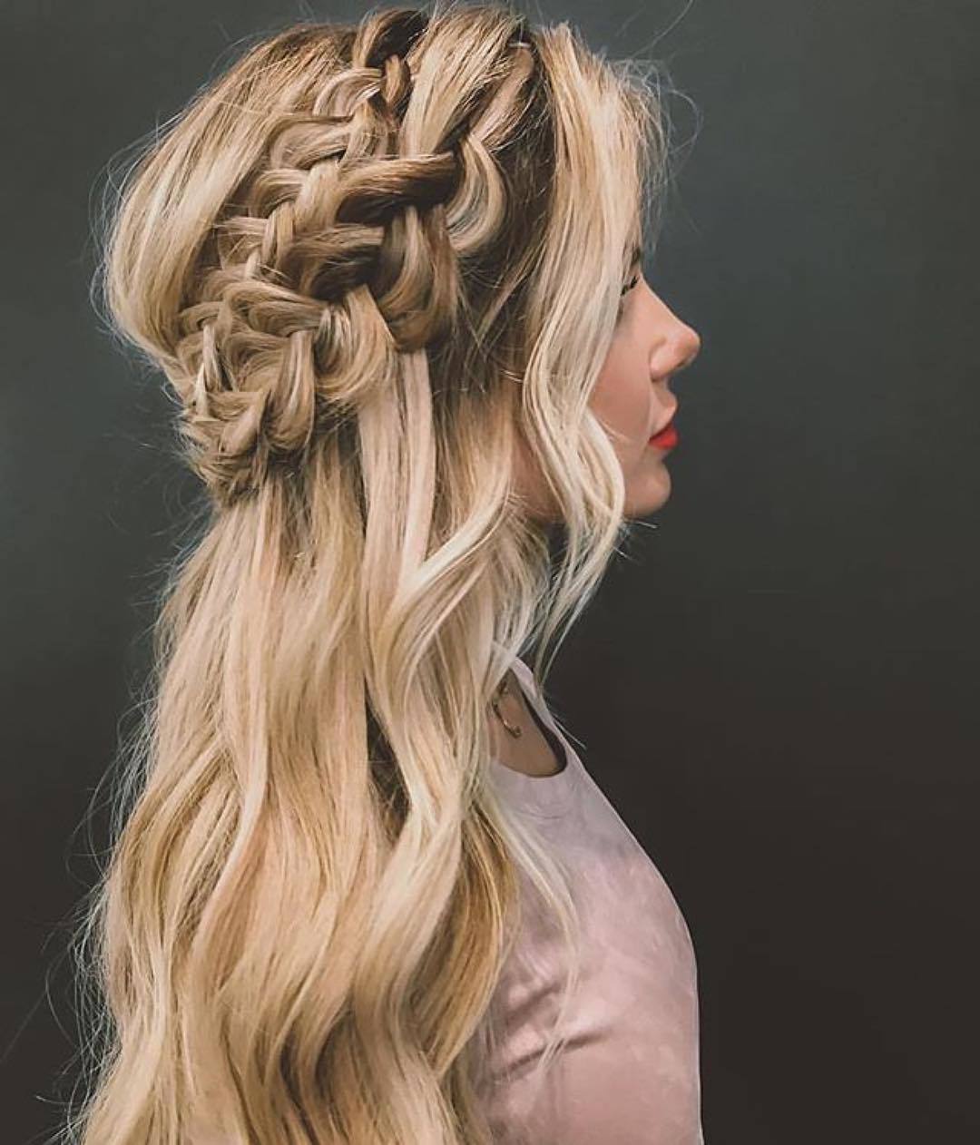 Sock curls tutorial blonde girl with braid