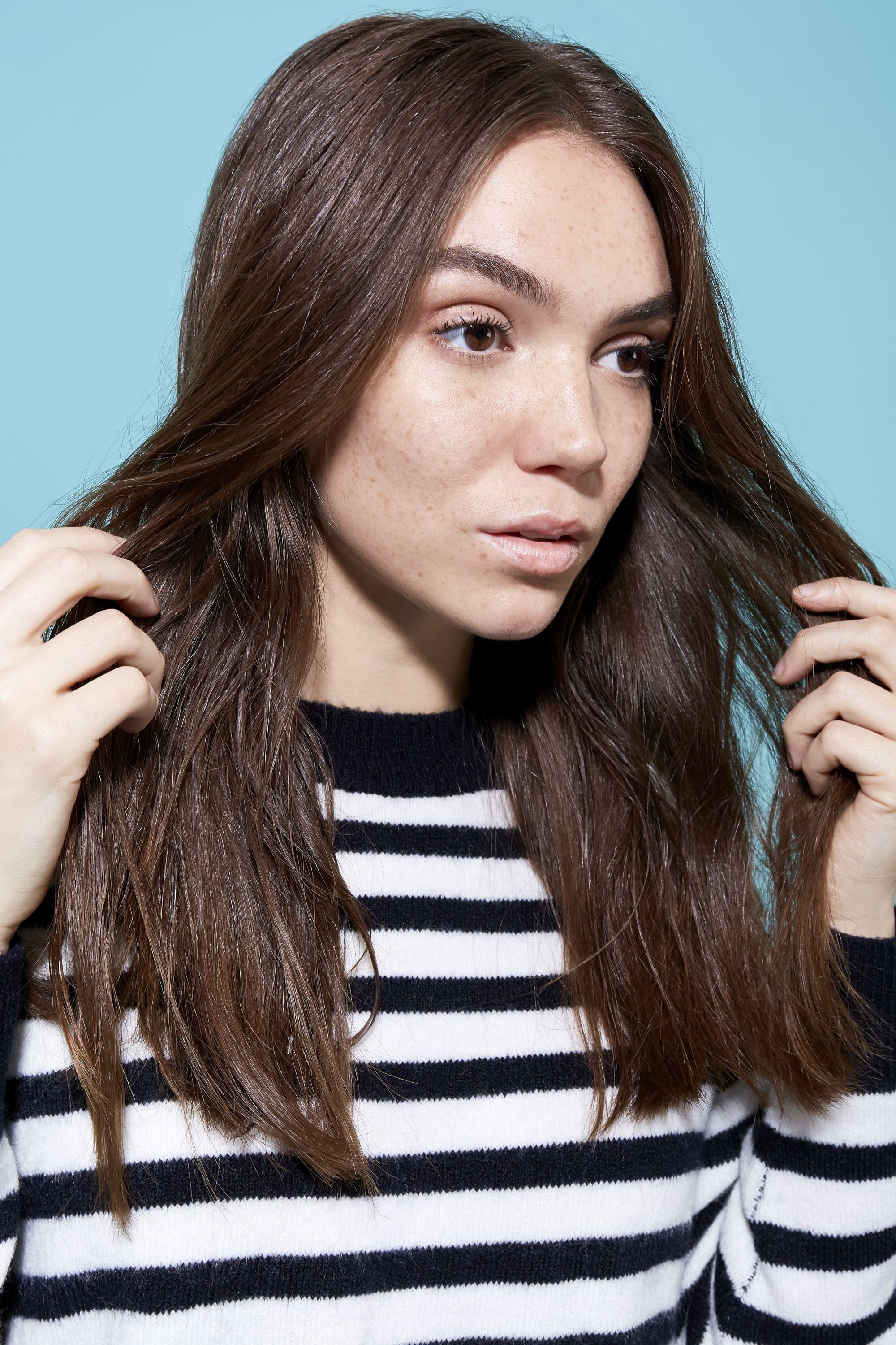 Understanding Split Ends: Causes, Solutions, and Best Products to Use -  HairMNL