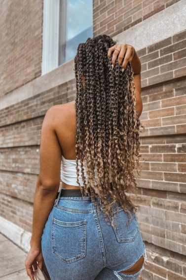 Woman with ombre marley twists