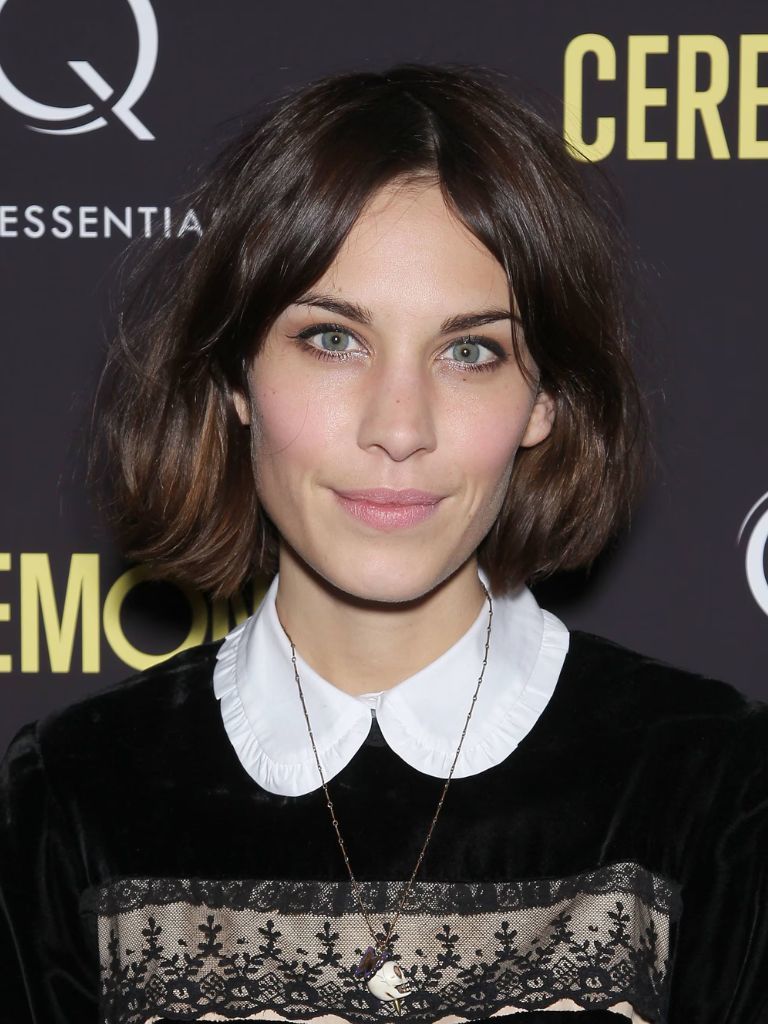 Alexa Chung with dark brown bob with chocolate highlights.
