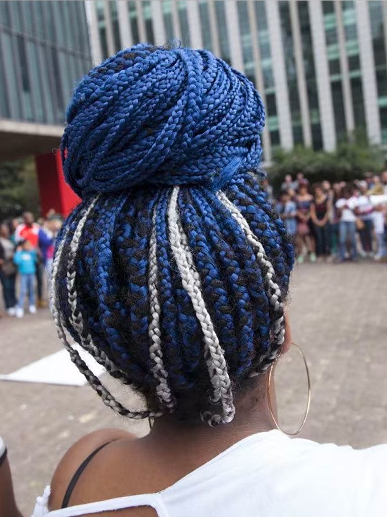 dark blue box braids
