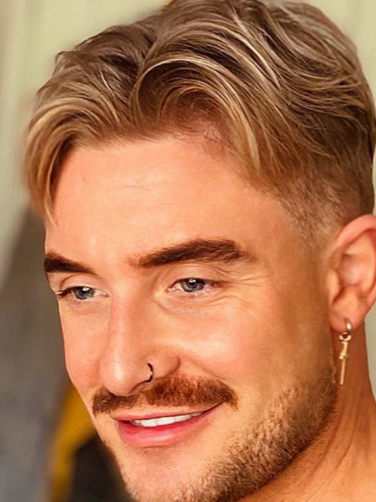 Curtains with undercut