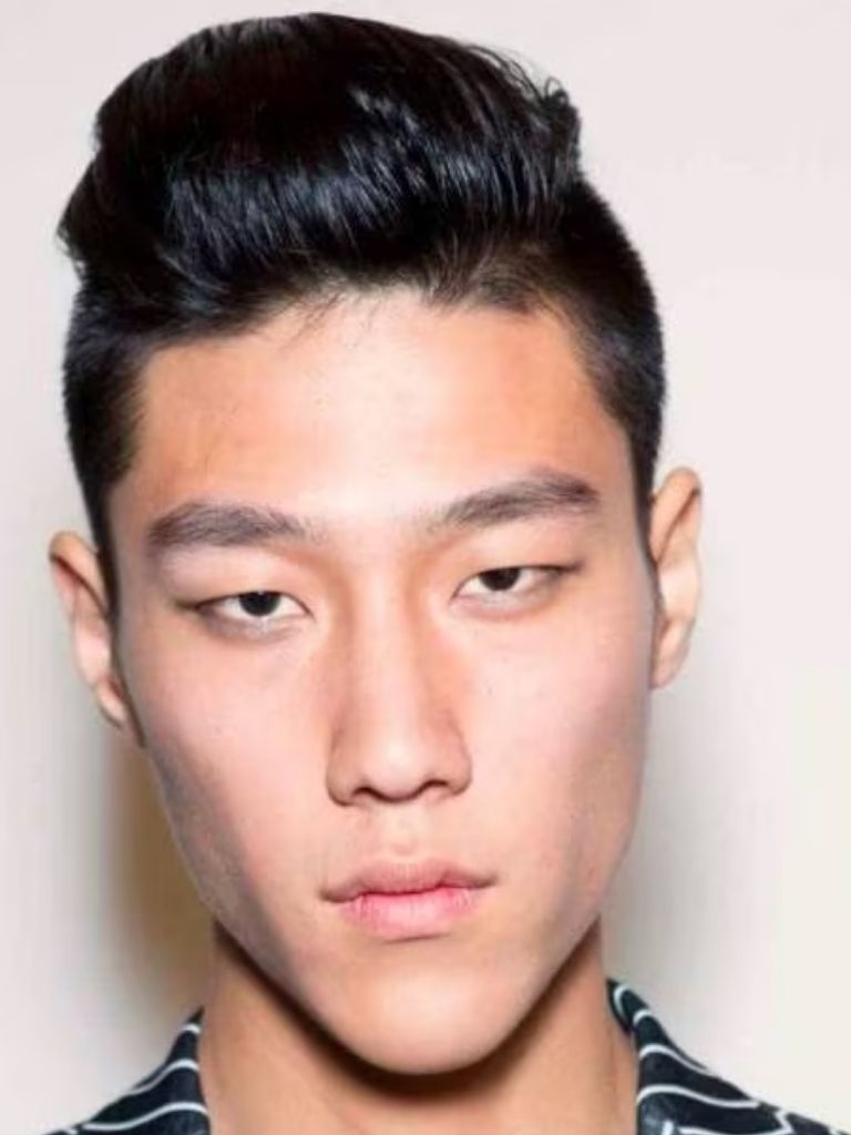 Wet look hair