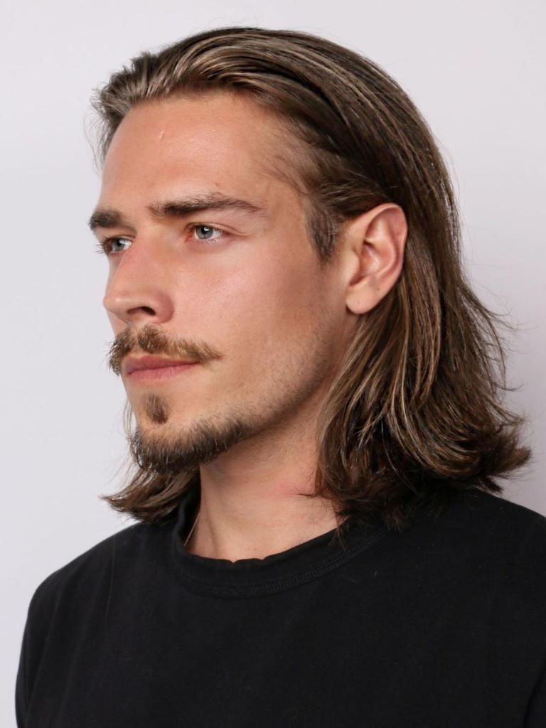 26 Men with Long Hair: All the Looks You Need to Know