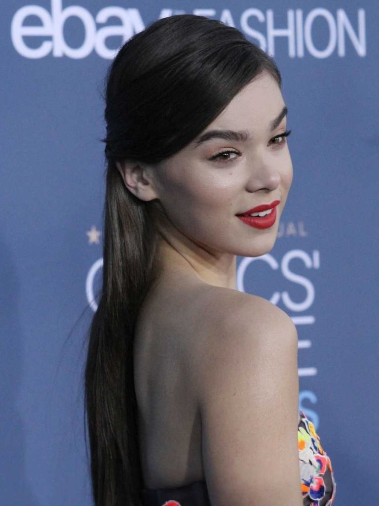 Hailey Steinfield with sleek side-swept hairstyle on the red carpet
