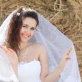peinados de novia pelo suelto rizos a medio lado