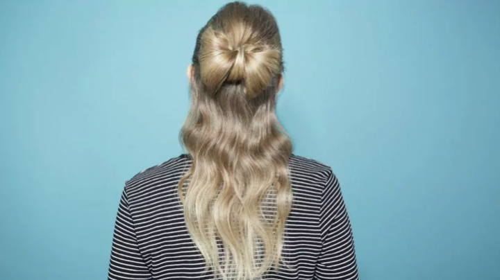 Как сделать прическу бант на голове из волос