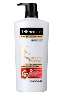 Bottle of TRESemme Keratin Smooth KERA10 Conditioner