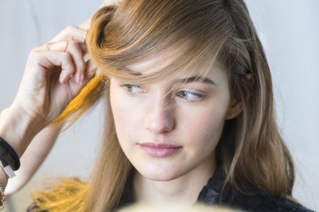 deep side-parted hairstyles for square faces