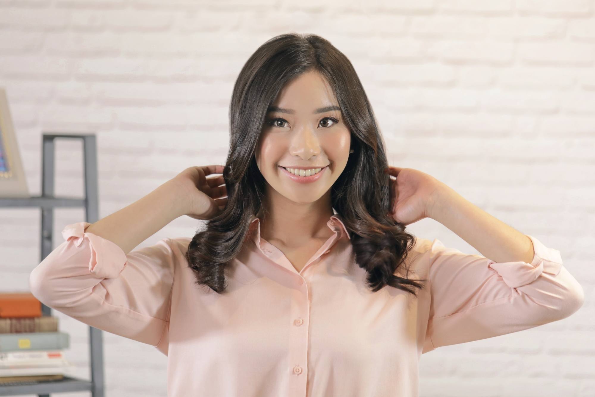 60+ Modern Asian Hairstyles for Women | Asian hair highlights, Asian hair,  Hair color asian