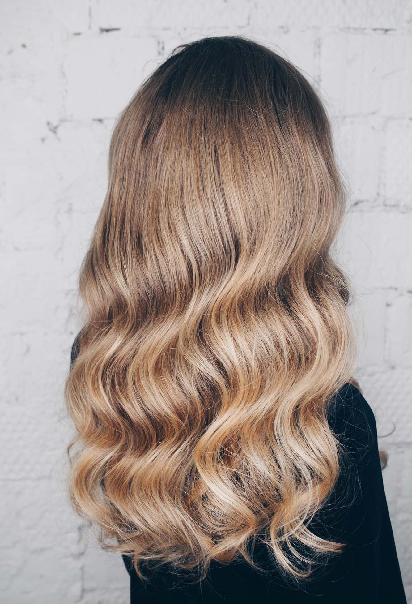 40 ไอเดียสีบลอนด์เข้ม สวยเก๋เซ็กซี่ ดูดีเป็นธรรมชาติ | All Things Hair TH 40 ไอเดียสีบลอนด์เข้ม สวยเก๋เซ็กซี่ ดูดีเป็นธรรมชาติ | All Things Hair Th
